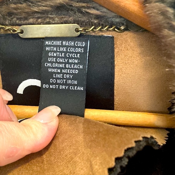 Vegan suede jacket - Picture 8 of 14